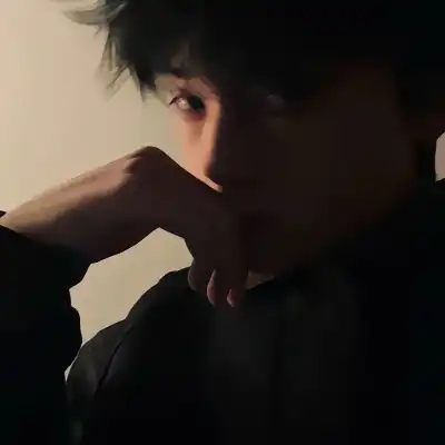 黄莉颖